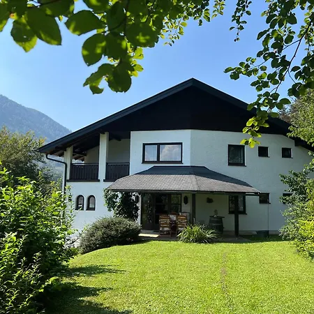 Gemütliche Landhausvilla mit Kamin und Kachelofen Unterach am Attersee Exterior foto