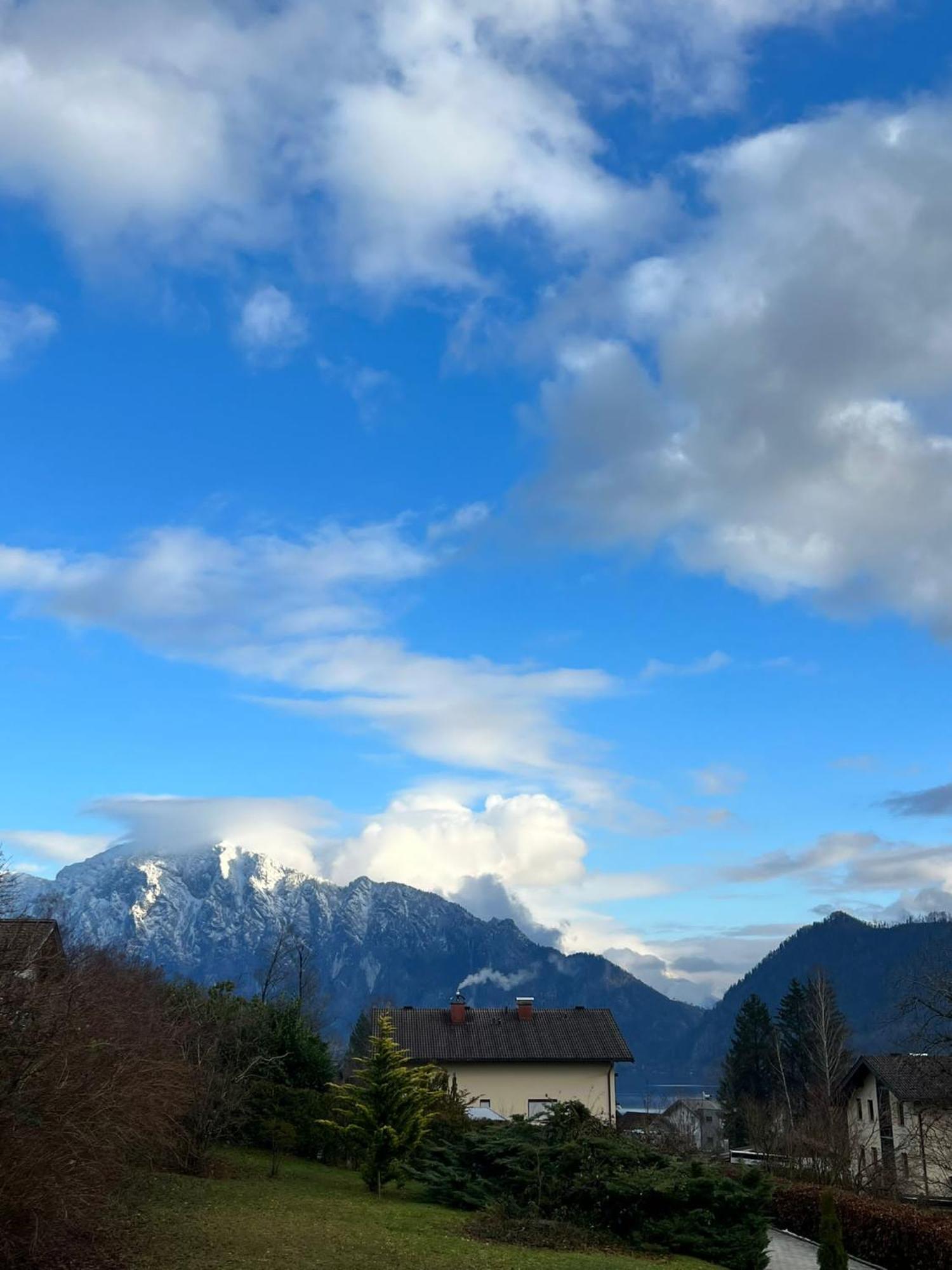 Gemütliche Landhausvilla Mit Kamin Und Kachelofen Villa *