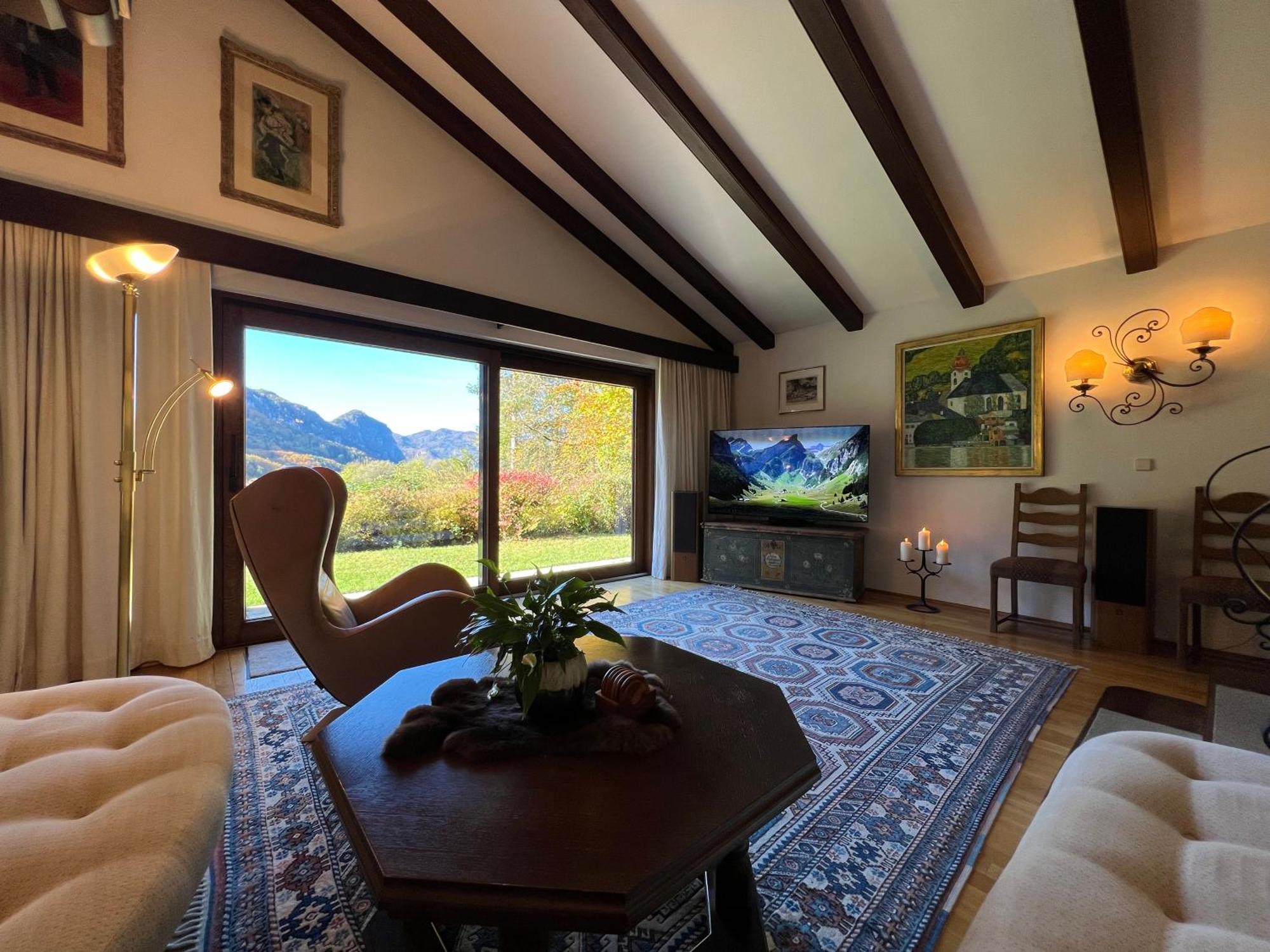 Landhausvilla In * Unterach am Attersee