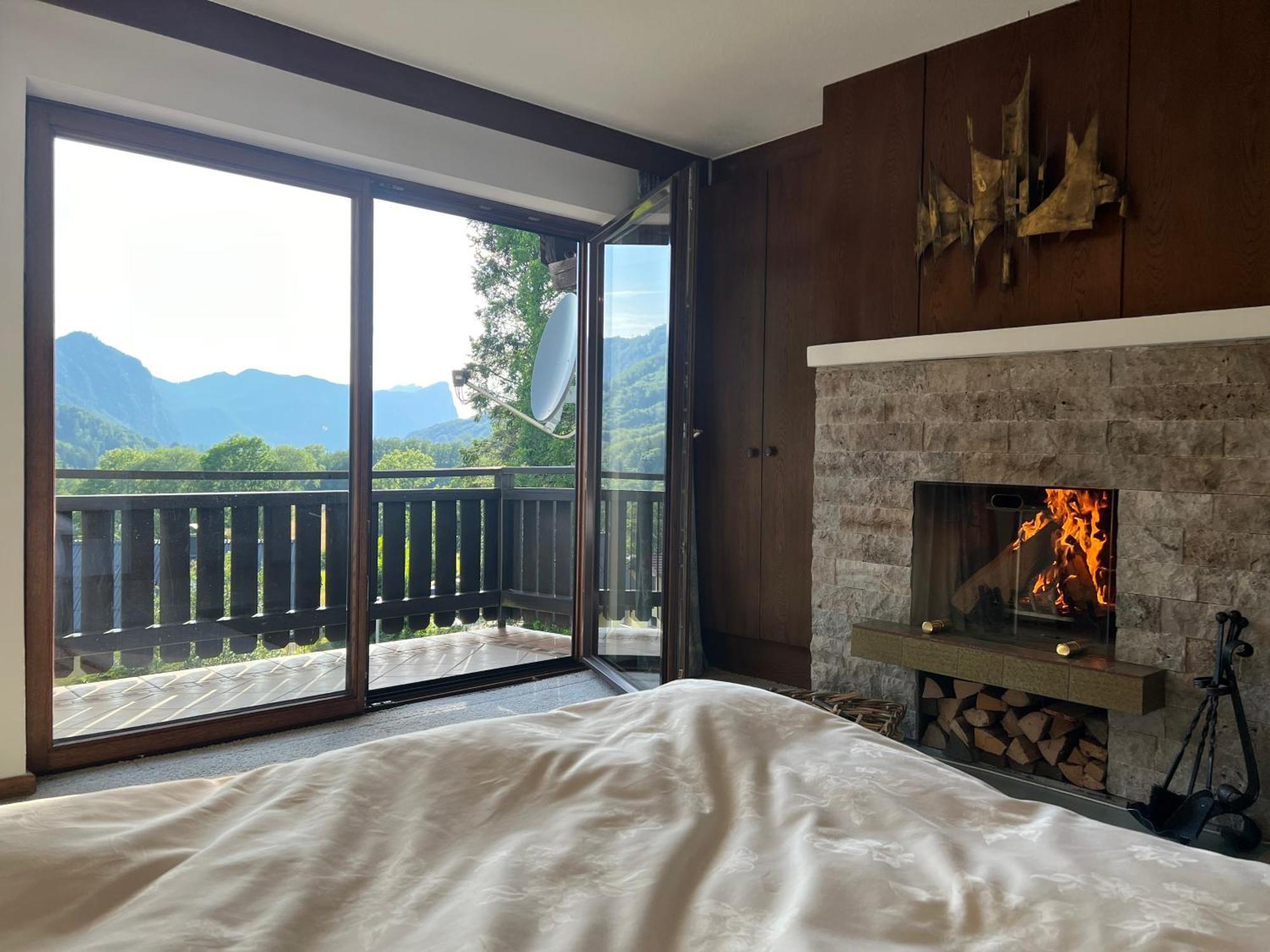 Gemütliche Landhausvilla Mit Kamin Und Kachelofen * Unterach am Attersee