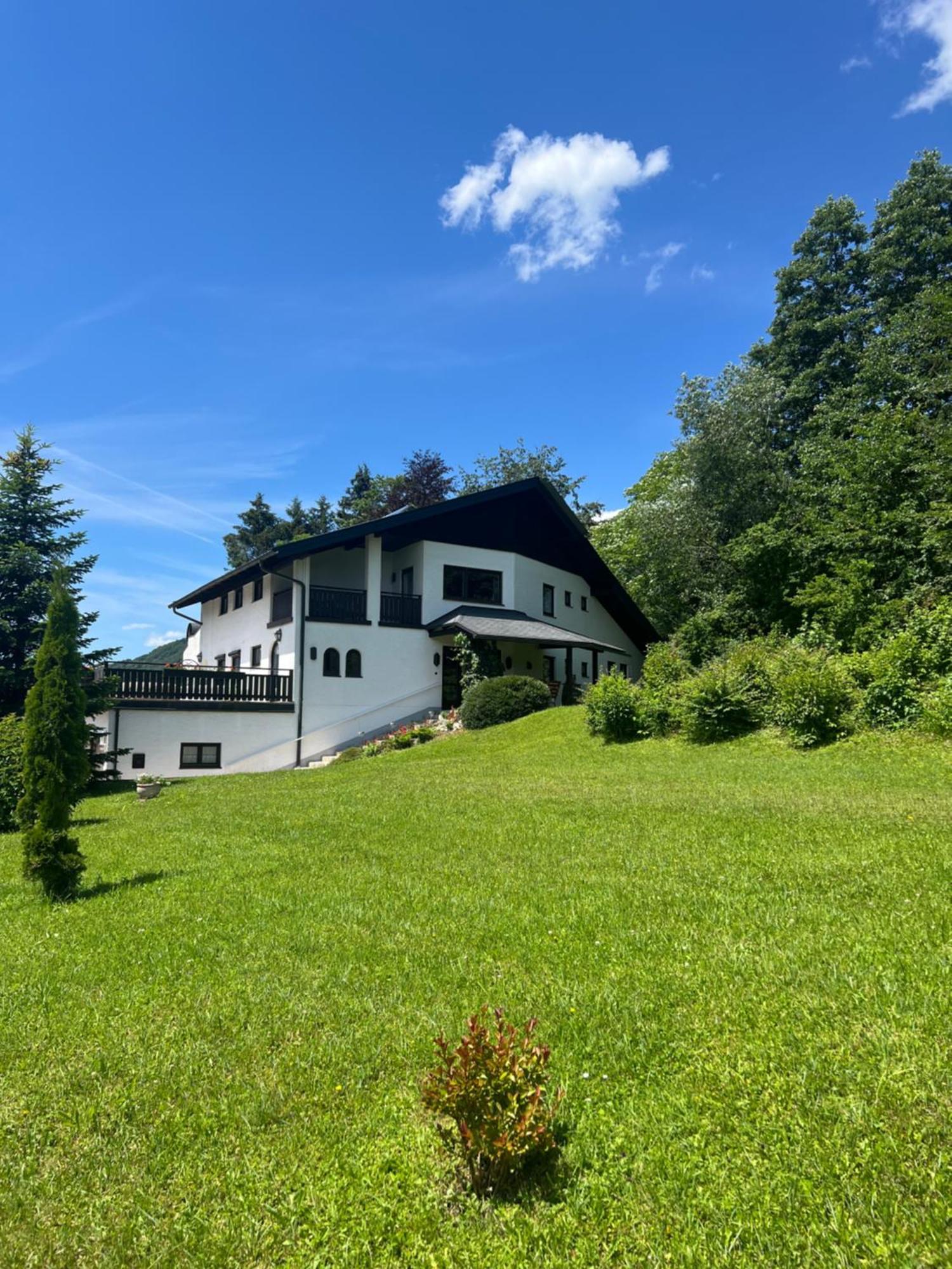 Villa Gemütliche Landhausvilla Mit Kamin Und Kachelofen *
