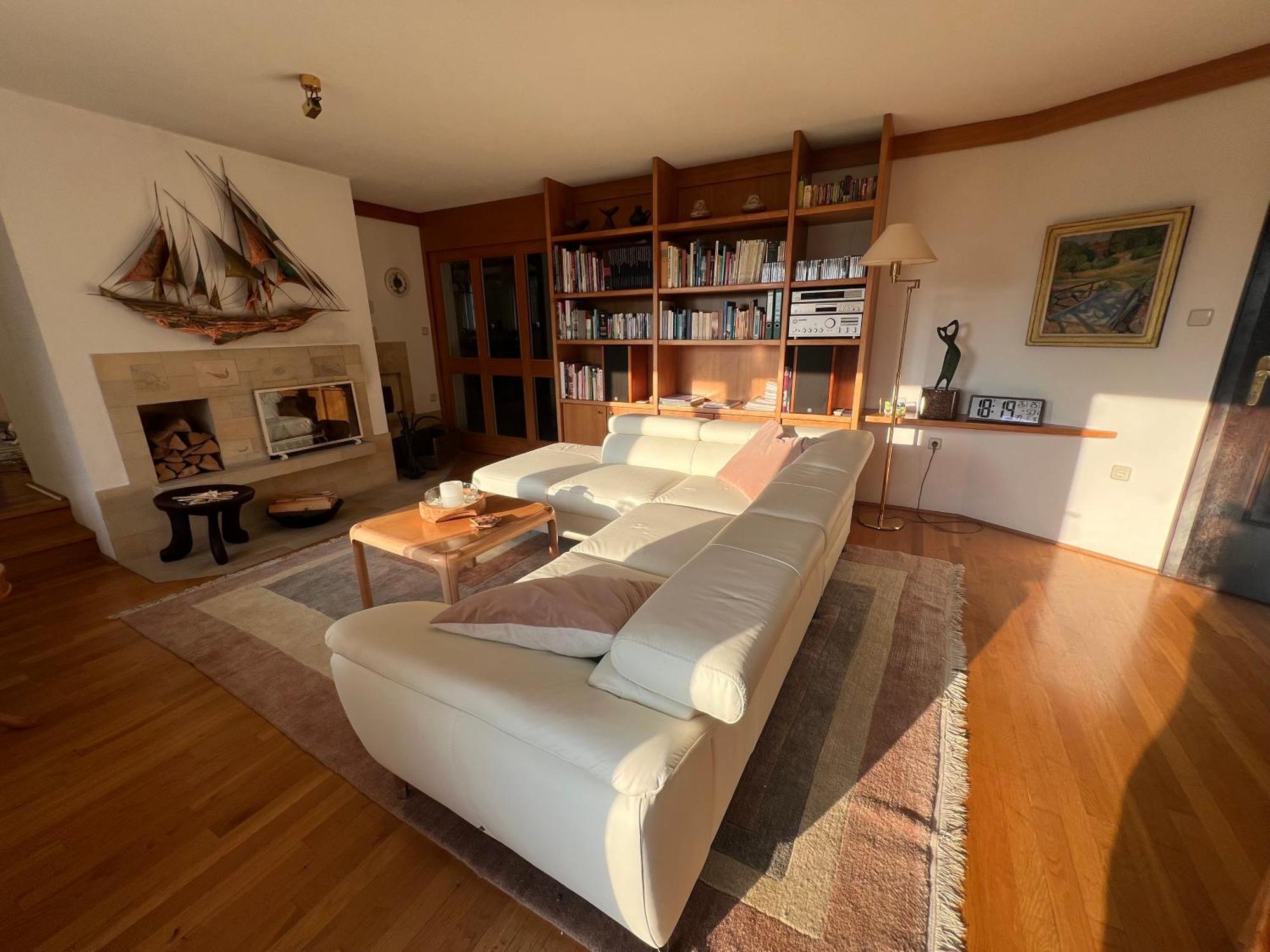 Villa Landhausvilla In *